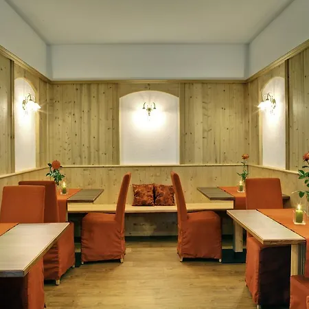Parkhotel Plauserhof Hotel